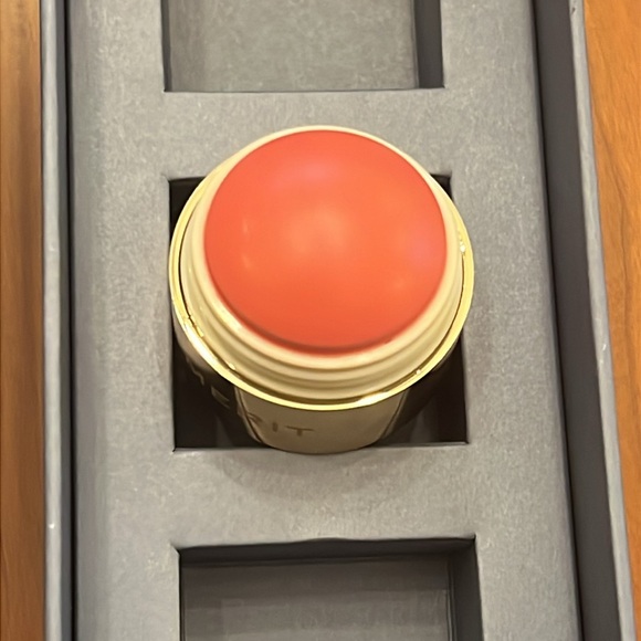 NIB Merit Mini Flush Balm in Stockholm - Picture 6 of 8